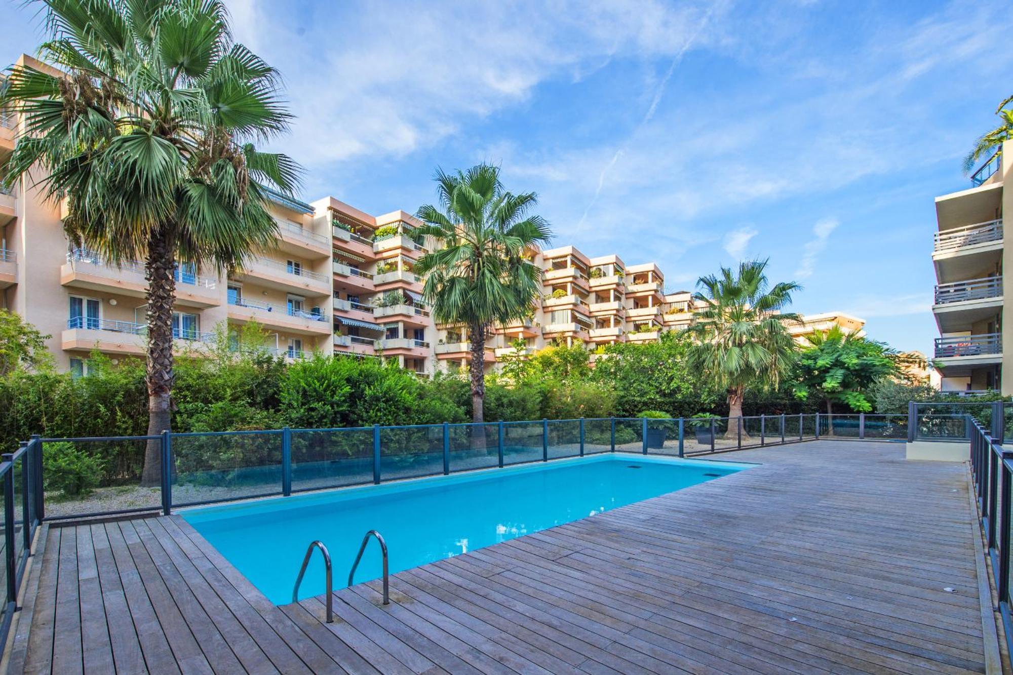 "L'Idyllique" Parking, Piscine, Plage, Calme Assure, Gare Roquebrune-Cap-Martin Dış mekan fotoğraf